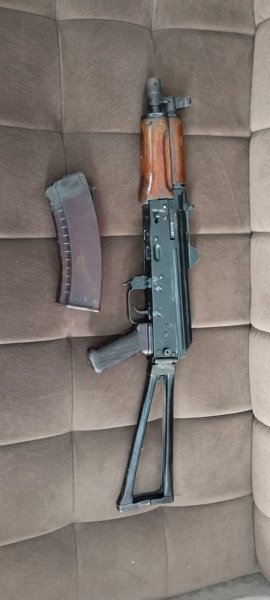 В Малгобекском районе полиция задержала лиц, производивших бесцельную стрельбу из оружия в неотведенных для этого местах